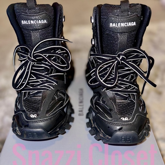 🖤Balenciaga🖤 Women’s track hike sneaker boots - Picture 1 of 7